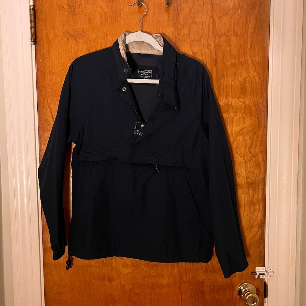 Like new navy Abercrombie & Fitch men's windbreaker size XS